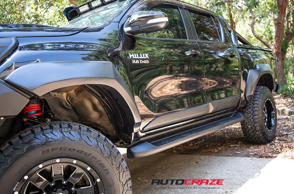 TOYOTA HILUX N80 4WD MO962 GLOSS BLACK